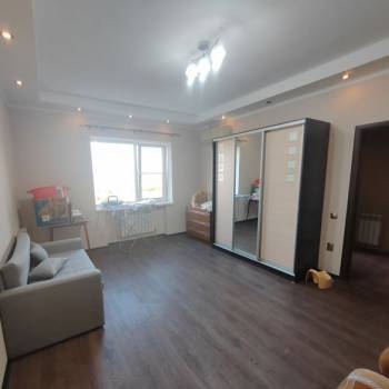 Продается 1-комнатная квартира, 39,5 м²