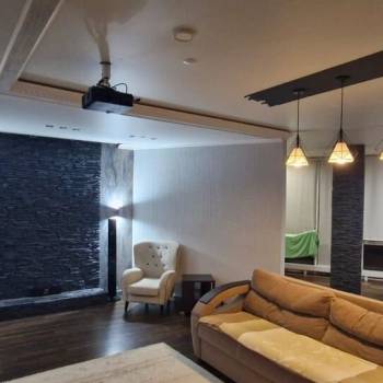 Продается 3-х комнатная квартира, 127 м²