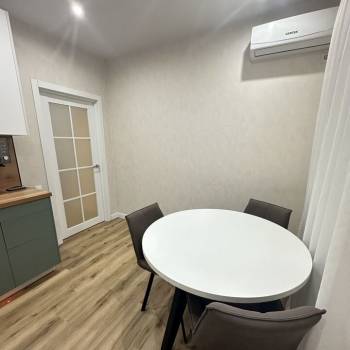 Продается 1-комнатная квартира, 47,9 м²