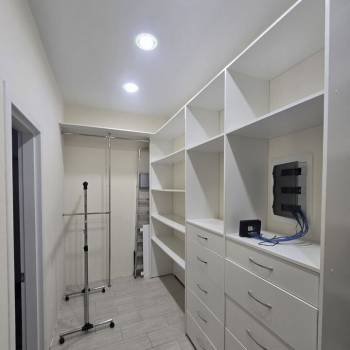 Продается 3-х комнатная квартира, 127 м²