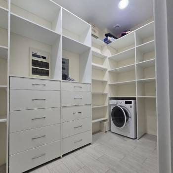 Продается 3-х комнатная квартира, 127 м²