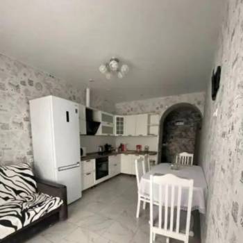 Сдается 1-комнатная квартира, 45 м²