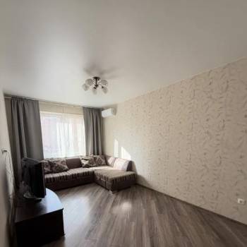 Продается 1-комнатная квартира, 39,5 м²