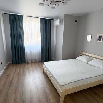 Сдается 2-х комнатная квартира, 64 м²