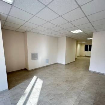 Сдается Нежилое помещение, 109 м²