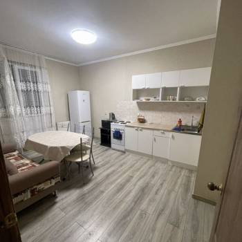 Сдается 1-комнатная квартира, 50,5 м²