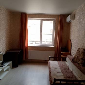 Сдается 1-комнатная квартира, 37 м²