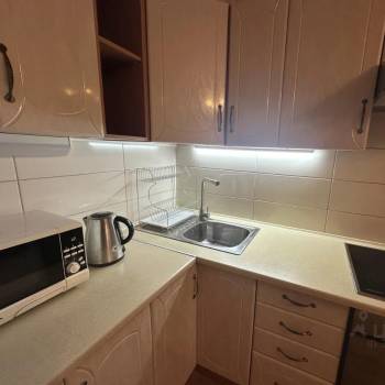 Сдается 1-комнатная квартира, 54 м²