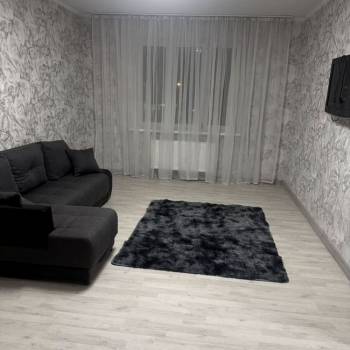 Сдается Многокомнатная квартира, 80 м²