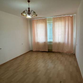 Продается 1-комнатная квартира, 37,8 м²