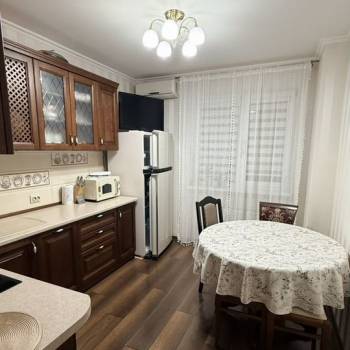 Сдается Многокомнатная квартира, 77,6 м²