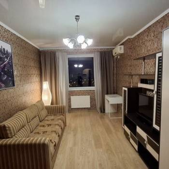 Сдается 1-комнатная квартира, 43,6 м²