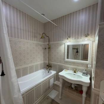 Сдается 2-х комнатная квартира, 73 м²