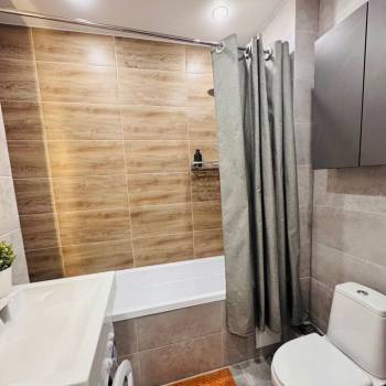 Продается 1-комнатная квартира, 38 м²