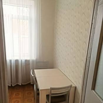 Продается 1-комнатная квартира, 36 м²