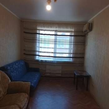 Сдается 1-комнатная квартира, 39 м²