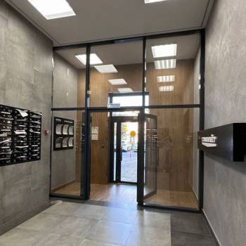 Продается 1-комнатная квартира, 27,3 м²