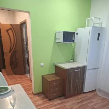 Сдается 1-комнатная квартира, 37 м²