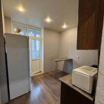 Продается 1-комнатная квартира, 30 м²