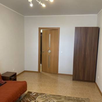 Сдается 1-комнатная квартира, 39,8 м²