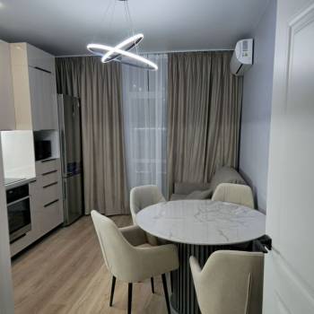 Сдается 2-х комнатная квартира, 60 м²