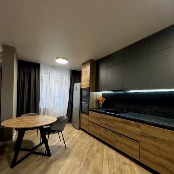 Сдается 2-х комнатная квартира, 84,6 м²
