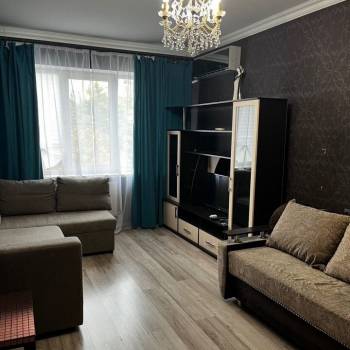 Сдается 1-комнатная квартира, 35 м²