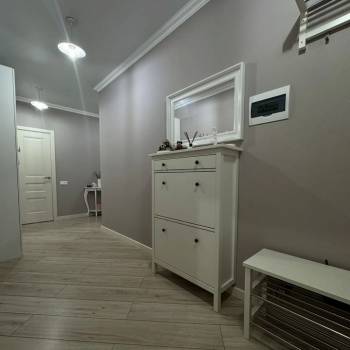 Продается 1-комнатная квартира, 52,7 м²