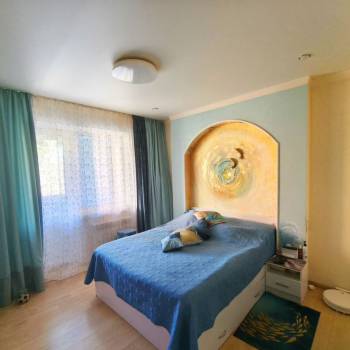 Продается 1-комнатная квартира, 37 м²
