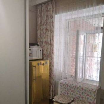 Продается 1-комнатная квартира, 15,4 м²
