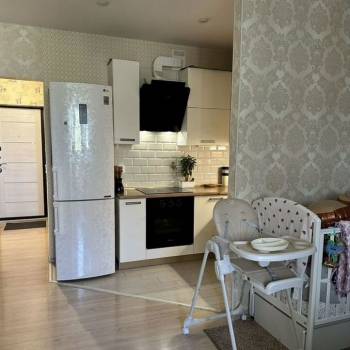 Продается 1-комнатная квартира, 35 м²