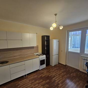 Сдается 1-комнатная квартира, 51 м²