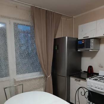 Сдается 1-комнатная квартира, 38 м²