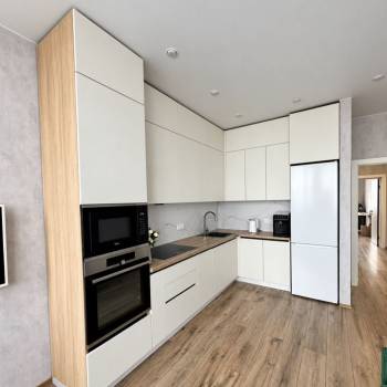 Сдается 2-х комнатная квартира, 70 м²
