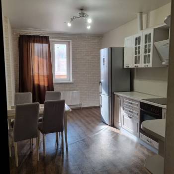 Сдается 2-х комнатная квартира, 71,8 м²