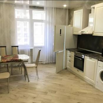 Сдается 2-х комнатная квартира, 60 м²