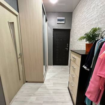 Продается 1-комнатная квартира, 40 м²