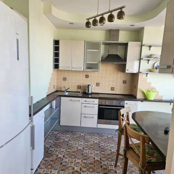 Сдается Многокомнатная квартира, 95 м²