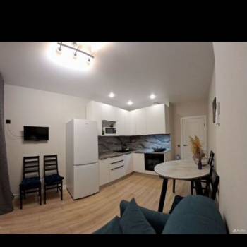 Сдается 1-комнатная квартира, 37 м²