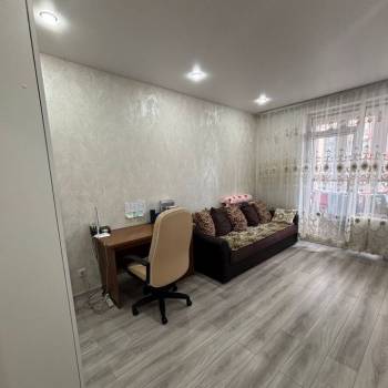 Сдается 1-комнатная квартира, 43 м²