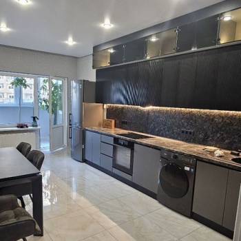 Сдается Многокомнатная квартира, 90 м²