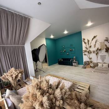 Сдается Нежилое помещение, 300 м²