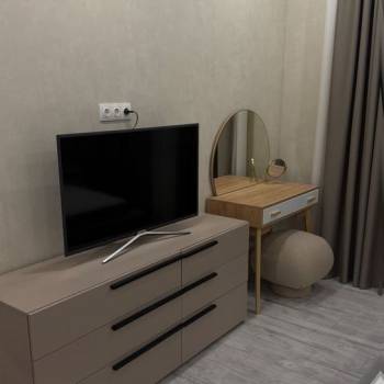 Сдается 1-комнатная квартира, 42 м²