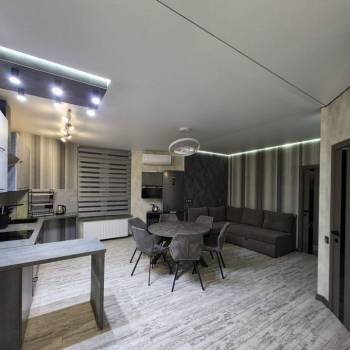 Сдается 2-х комнатная квартира, 65 м²