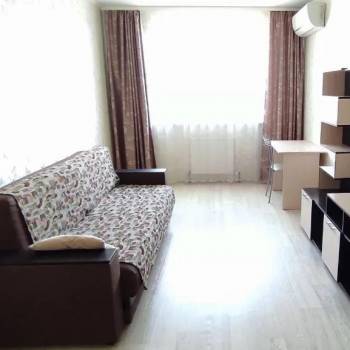 Сдается 1-комнатная квартира, 40 м²
