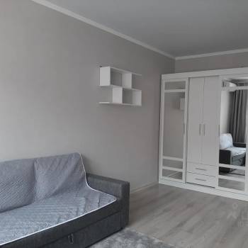 Сдается 1-комнатная квартира, 37 м²