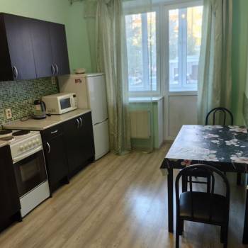 Сдается 1-комнатная квартира, 39 м²