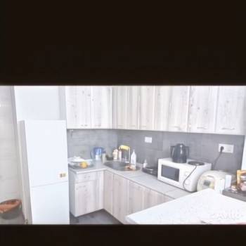 Продается 1-комнатная квартира, 32 м²