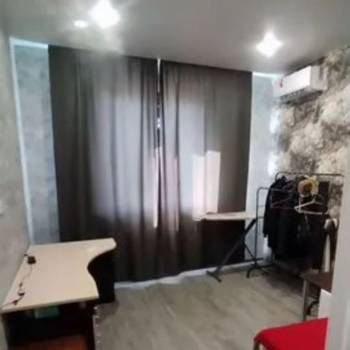 Продается 1-комнатная квартира, 32 м²
