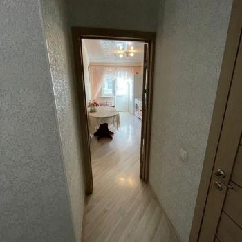 Продается 1-комнатная квартира, 42 м²